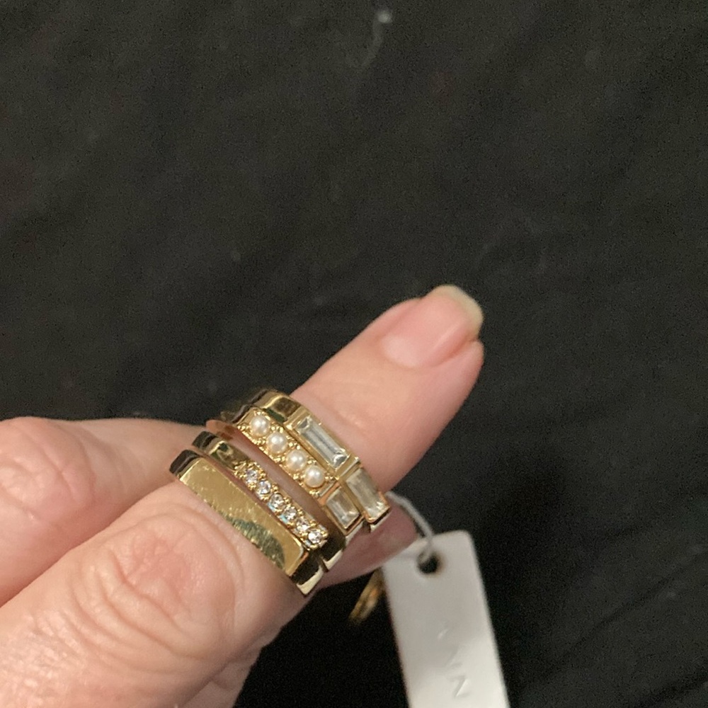 New Ann Taylor Gold Statement Ring Set - image 1